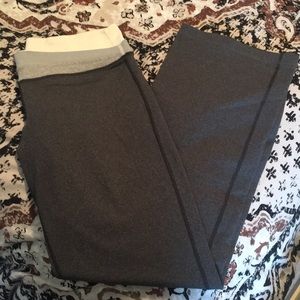 Lululemon yoga pants